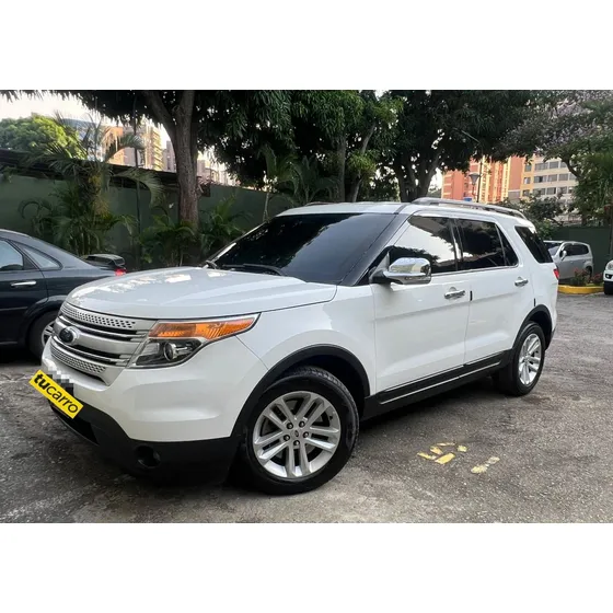 Ford Explorer Xlt