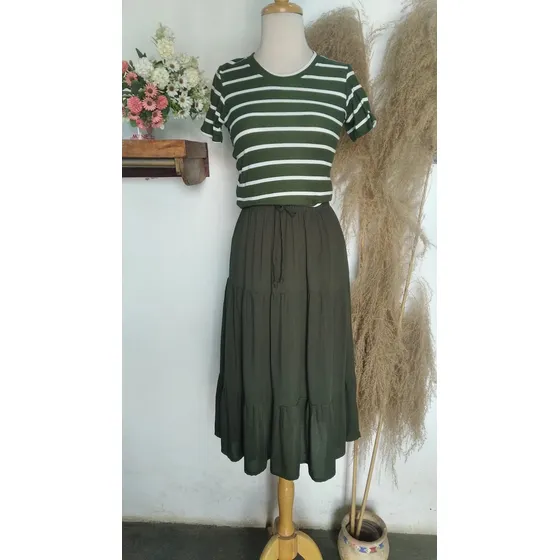 Faldas Y Vestidos De Dama