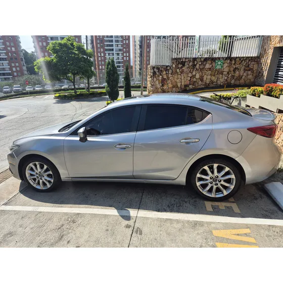 Mazda 3 2.0 Grand Touring