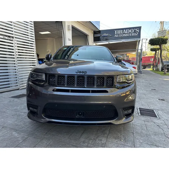 Jeep Grand Cherokee 6.4 Srt-8 At