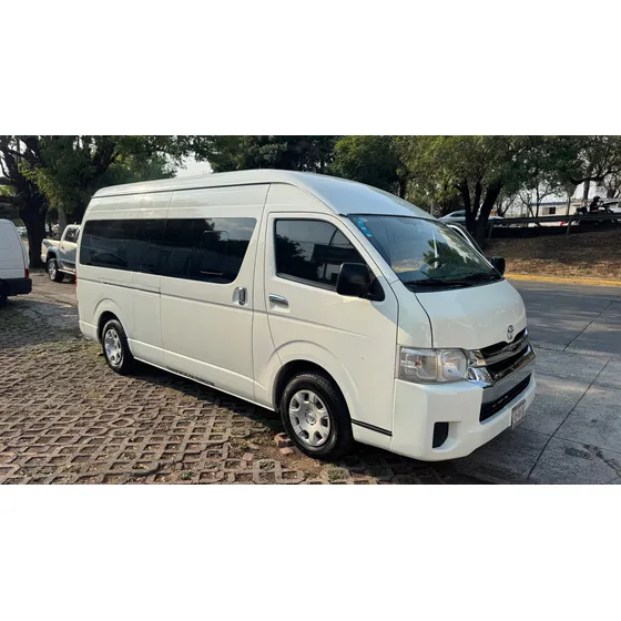Toyota Hiace 2.7 Bus 15 Pas Mt
