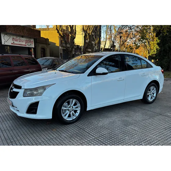 Chevrolet Cruze 1.8 Lt Mt 4 P