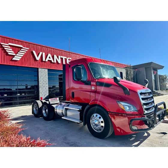Tractocamion Freightliner Cascadia Seminuevo Año 2018 