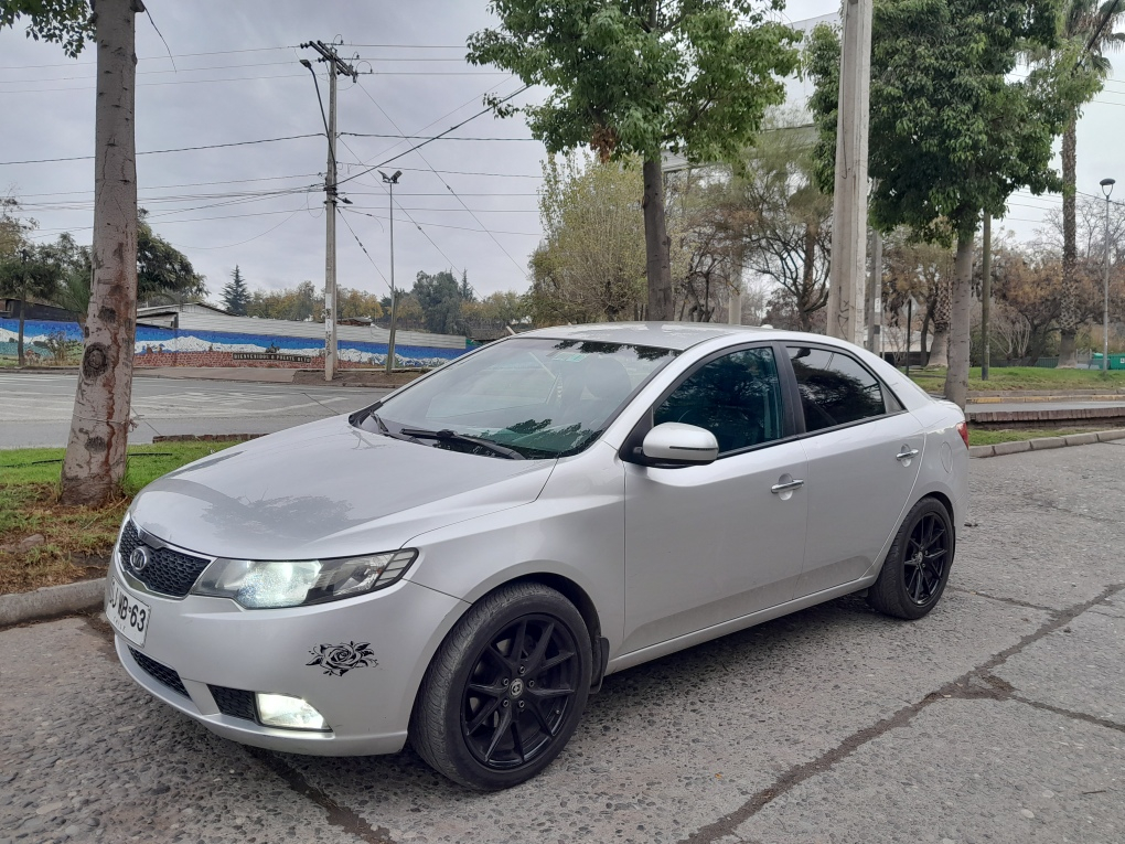 Kia Cerato Automatico 1.6