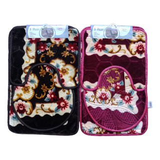 Tapete De Banheiro. Kit 2 Jogo Em Veludo Com Estampa Floral Tapete De Banheiro. Kit 2 Jogo Em Veludo Com Estampa Floral