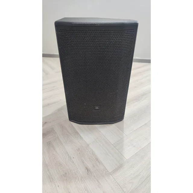 Parlante Jbl Prx815 Portátil Con Wifi Negra 110/220v