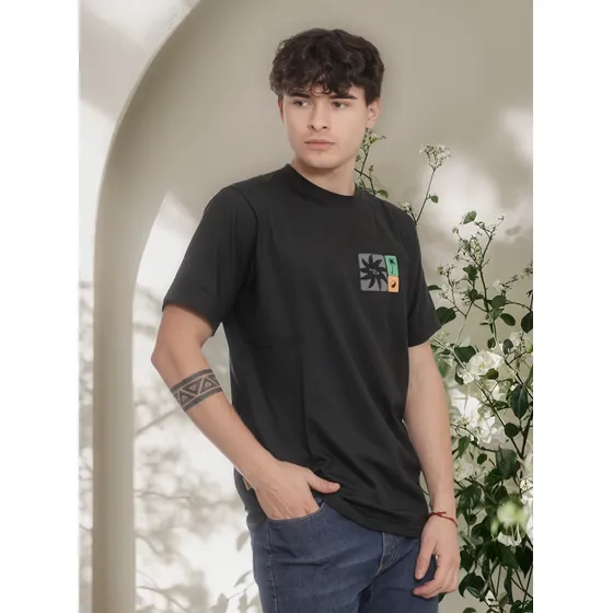 Remera Negra Estampa Palmera Algodon Hombre Exotikeo