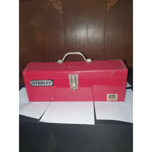 Caja Para Herramientas De Metal Usada
