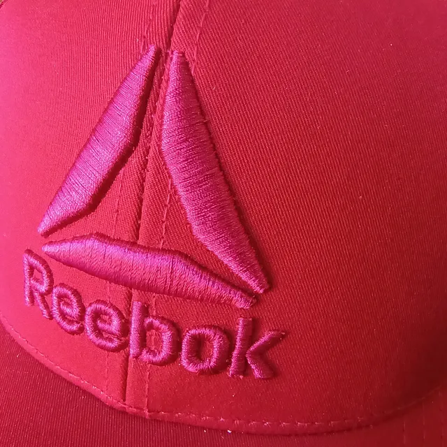 Gorra Baseball Reebok Original Rojo Vinotinto Ajustable