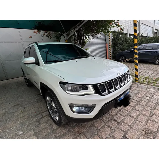 Jeep Compass 2.0 Longitude Aut. 5p