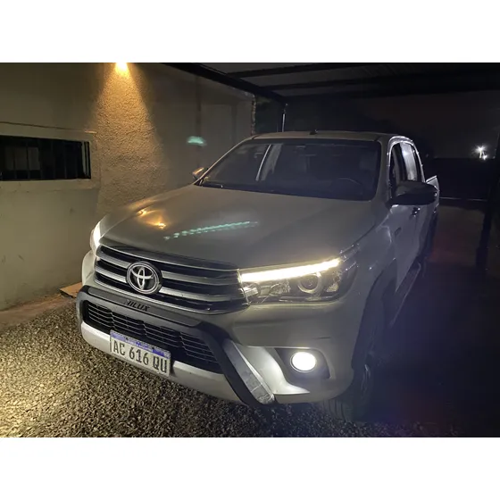 Toyota Hilux 4x2 D/c Srx 2.8 Tdi 6 A/t