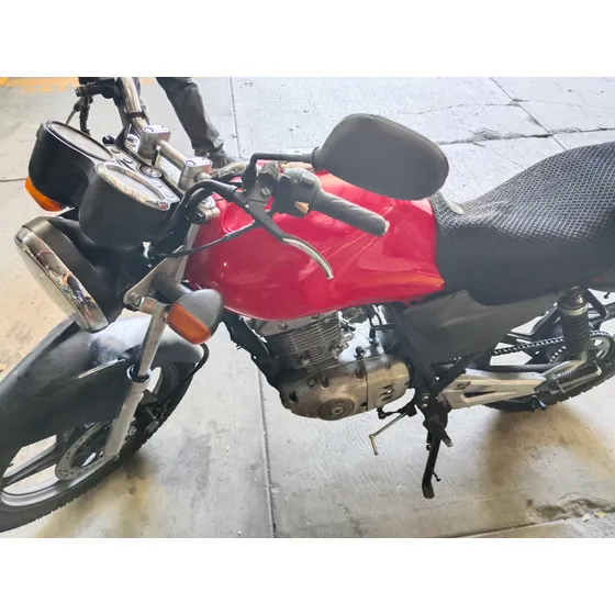 Susuki 125 2a, Llantas , Disco De Freno Y Barras Nuevas