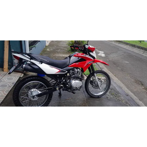 Moto De Cochera Se Vende Por Salida Del Pais Todo Al Dia
