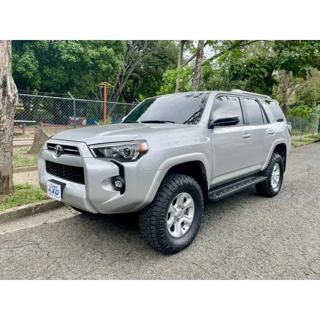 Toyota 4runner Sr5