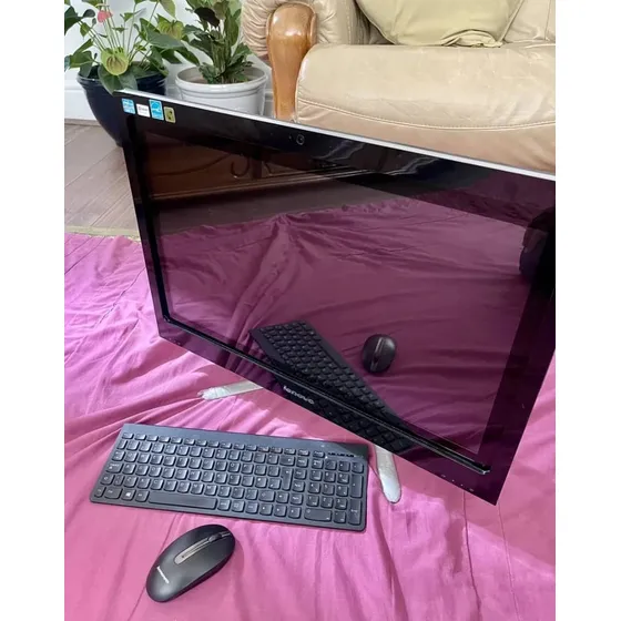 Computadora Lenovo C540 Pantalla 23  En Excelente Condicion