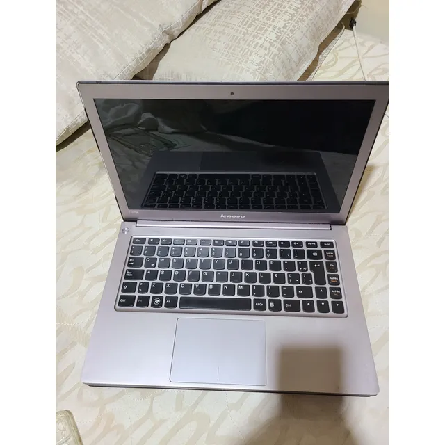 Laptop Lenovo Ideapad U300s Desarmada