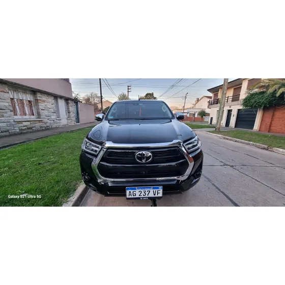 Toyota Hilux 2.8 Cd Srx 177cv 4x2