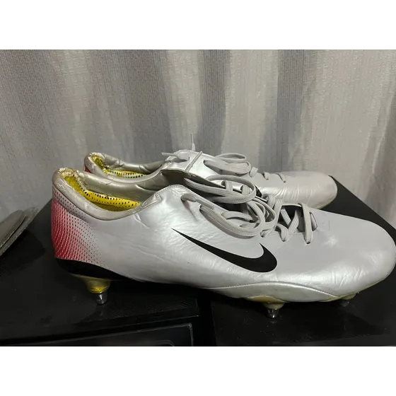 Nike Mercurial Vapor 3