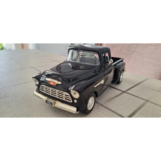 Miniatura Chevrolet Pick-up 1955 Marta Rocha - Escala 1:24 Preto