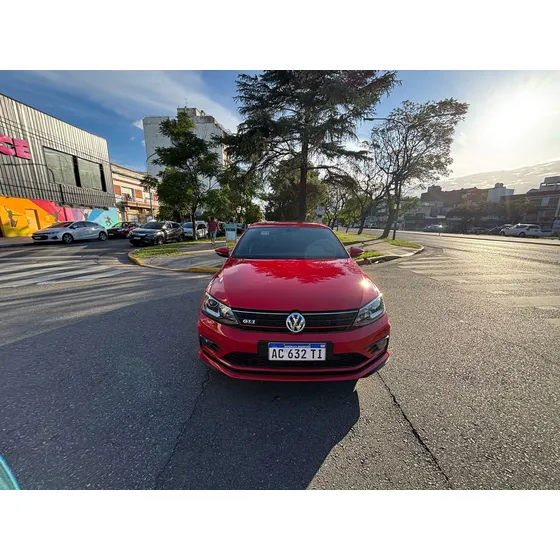 Volkswagen Vento 2.0 Tsi Gli 211cv App Connect + Nav Dsg