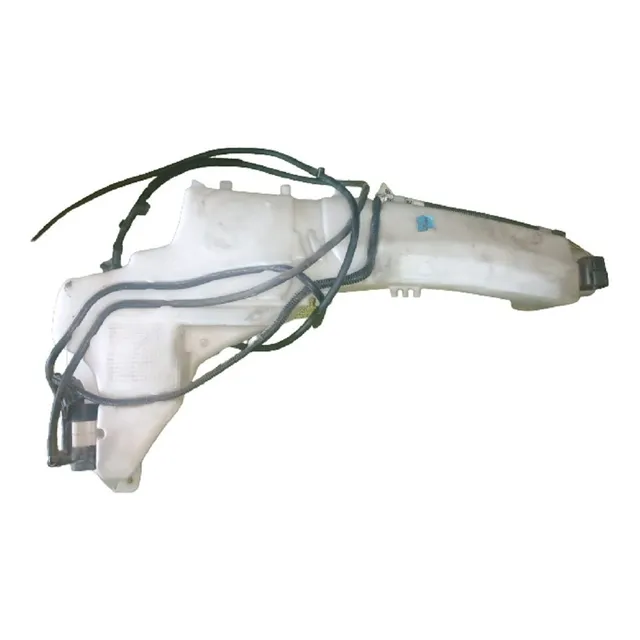 Envase Agua Limpia Parabrisas Ford Focus 2009. Usado