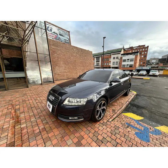 Audi A6 2.8 V6 Multitronic Lujo