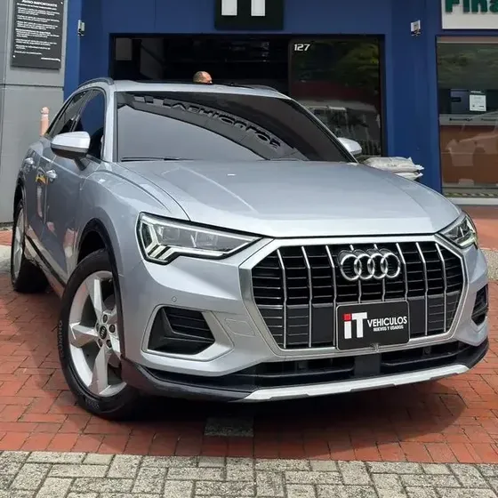 Audi Q3 2021 35tfsi 1.4t At