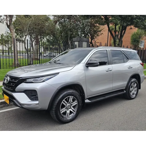 Toyota Fortuner 2022 2.4 Street At 7as