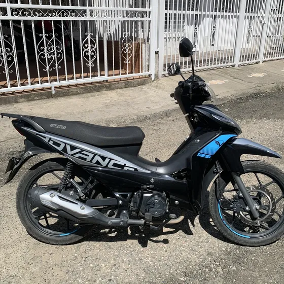 Victory Advance 125 Modelo 2025 Única Dueña