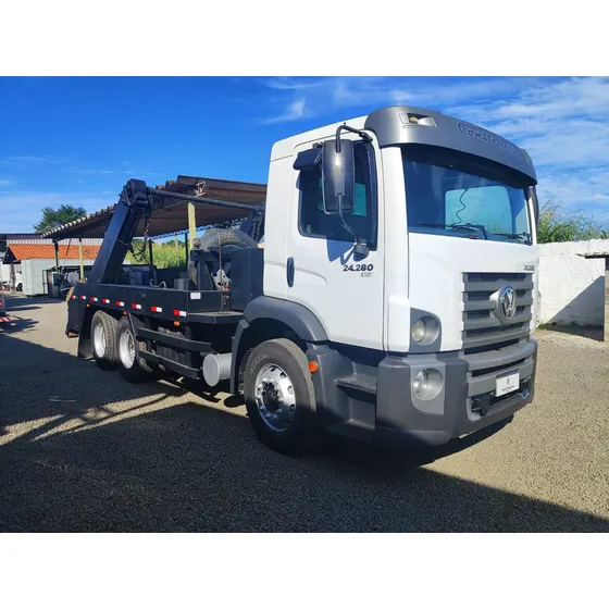 Volkswagen Vw 24280 Ano 2015 Truck Poliguidaste Simples.