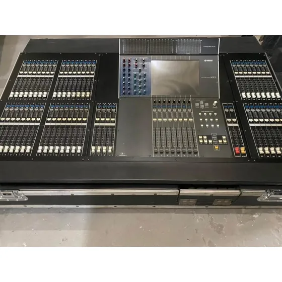 Yamaha M7cl 48 Pego X 32 Behringer Na Troca Em Minas Gerais