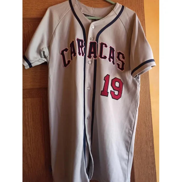 Camisa De Los Leones Del Caracas Visitante Talla M Us$27,00