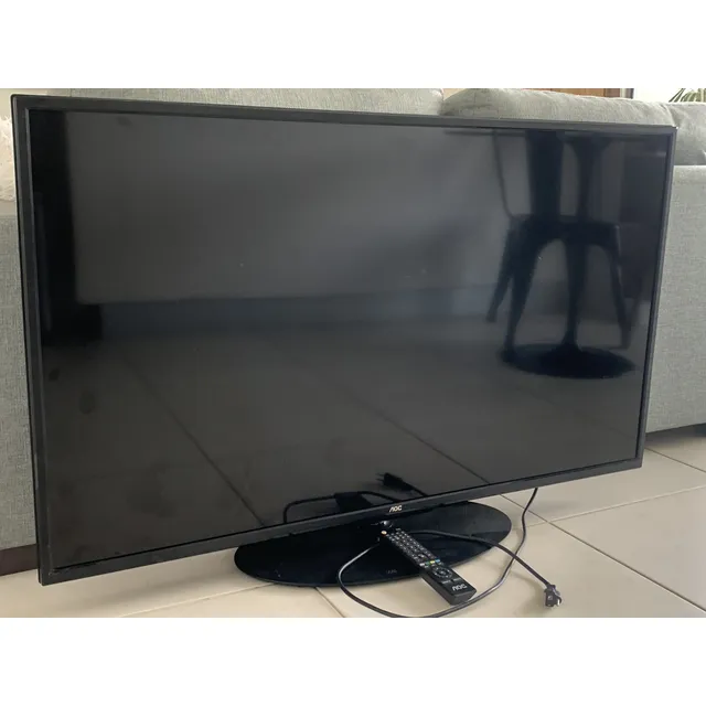 Tv Aoc (no Es Smart), Usada.  Anda Muy Bien, Se Ve Excelente