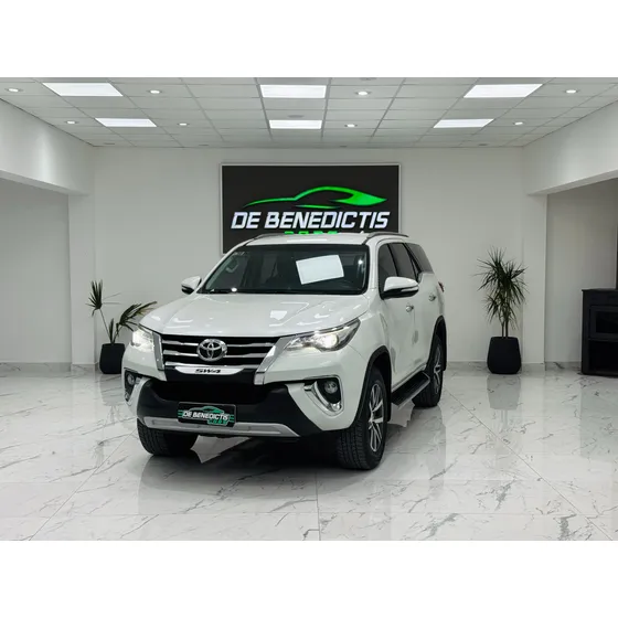 Toyota Hilux Sw4 2.8 Srx 177cv 4x4 7as At