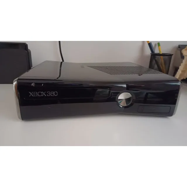 Xbox 360 250gb + 3 Juegos Clásicos + Adaptador Pc
