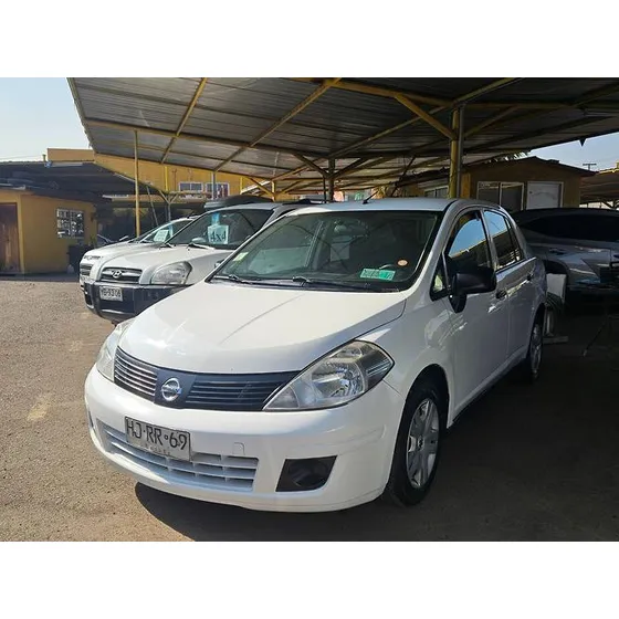 Nissan Tiida 1.6 S Ac