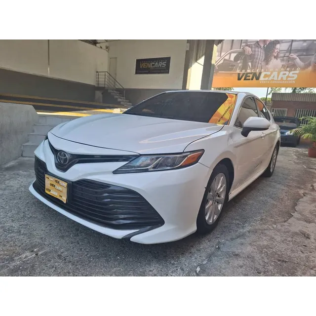 Toyota Camry V4