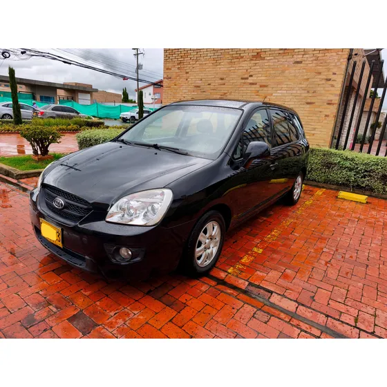 Kia Carens 2.0 Rondo Ex