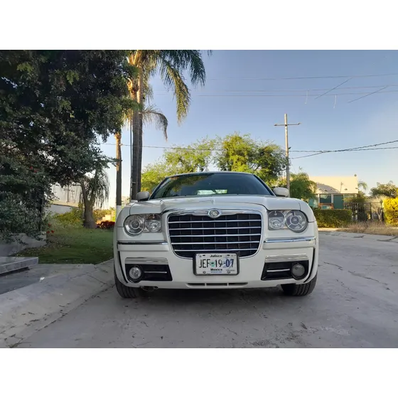 Chrysler 300 5.7 C Hemi At