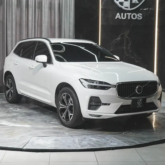Volvo Xc60 Awd Momentum B5 Mhev Tp 2.0 Hibrido 2022 2.0