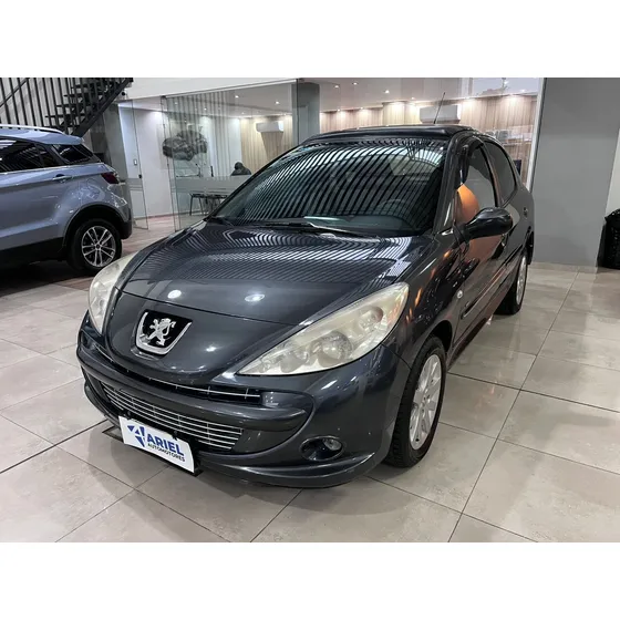 Peugeot 207 1.4 Sedan Hdi Xs