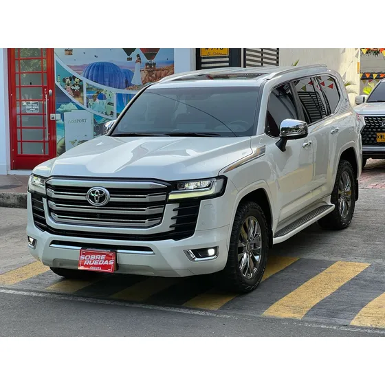 Toyota Land Cruiser 300 3.4 Vx-r