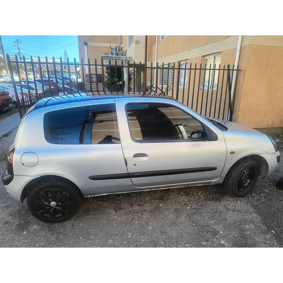 Renault Clio Coupe Authen Pack