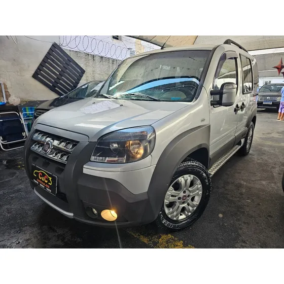 Fiat Doblo 1.8 16v Adventure Locker Flex 5p