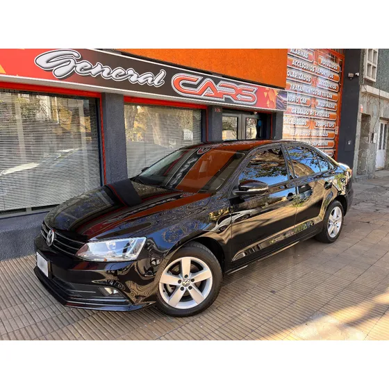 Volkswagen Vento 2.5 Advance Plus 170cv