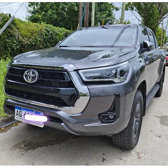 Toyota Hilux 2.8 Cd Srv 177cv 4x4 At