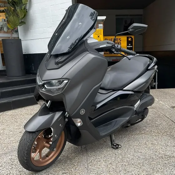 Yamaha N- Max Connected