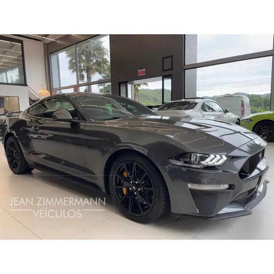 Ford Mustang Black Shadow 5.0 V8