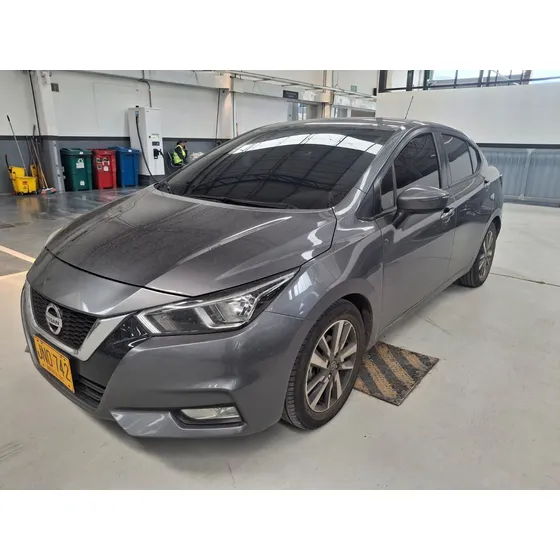 Nissan Versa 1.6 Advance