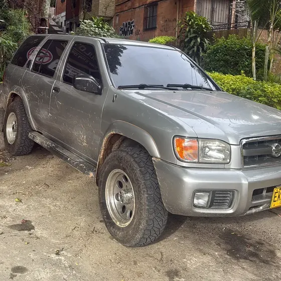 Nissan Pathfinder 2002 3.5 R50 Superlux